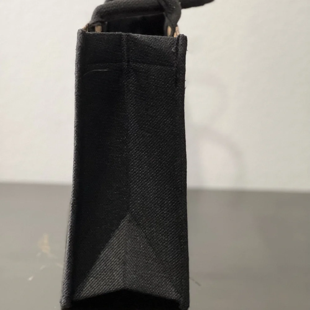 Leopard Tote - Picture 2 of 2